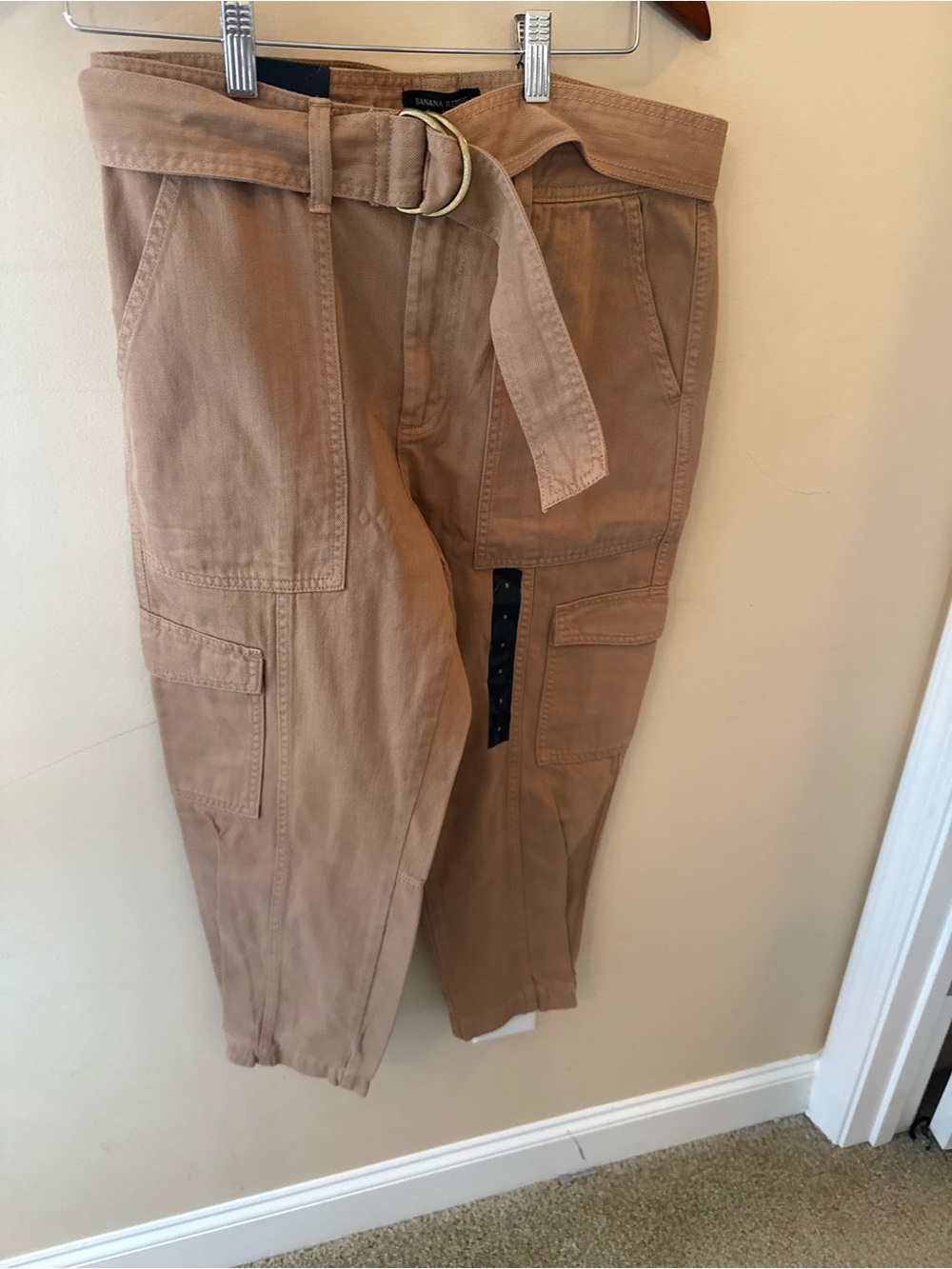 Banana Republic Cargo Tapered Utility Pants Iced Latte Size 8 NWT